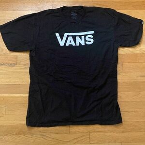 Black Vans tshirt size large. EUC.